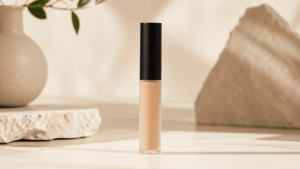 anti-cernes teinté typology